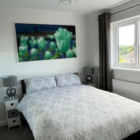 Blissful Barrys Villa Chesterfield Exterior photo